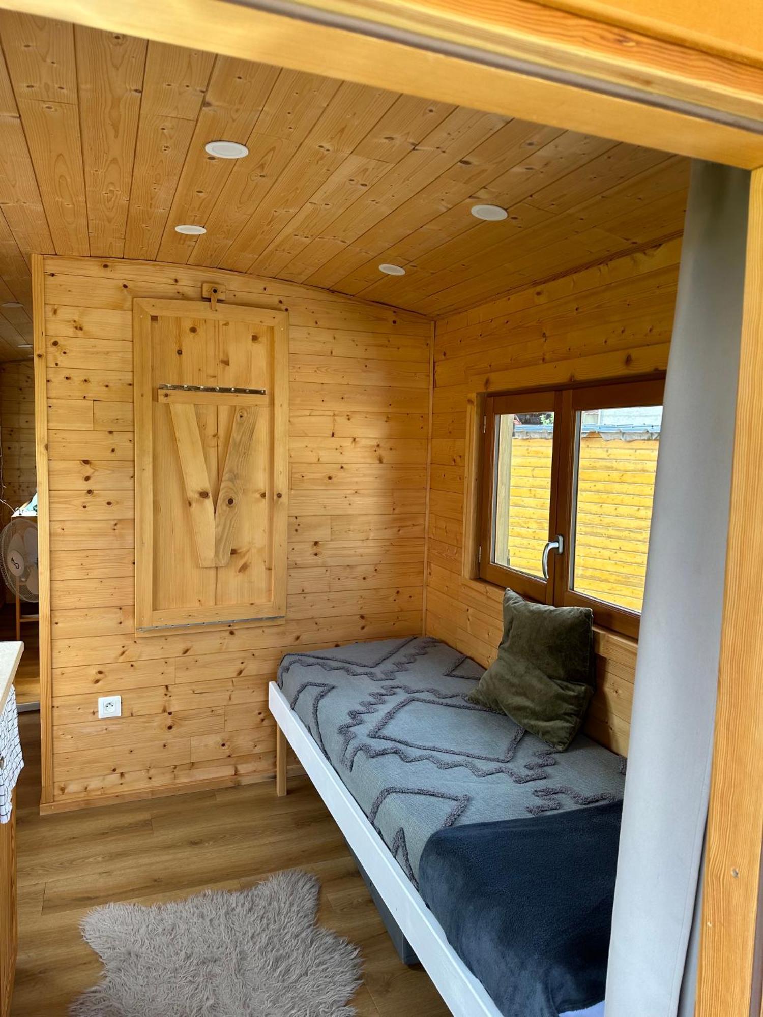 Chez Celia, Roulotte En Champagne Villa Fleury-la-Riviere ภายนอก รูปภาพ